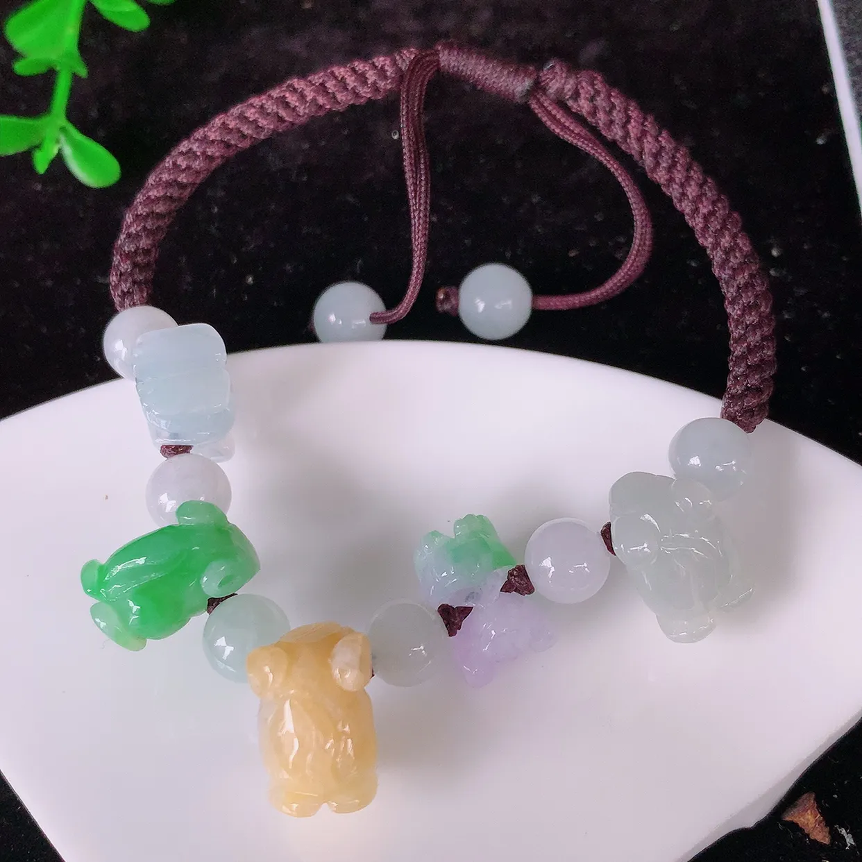 自然光实拍，冰润多宝翡翠猪手链，多彩翡翠手串，颜色丰富，料子细腻，高档大气， 自戴送礼佳品！#81.2取一尺寸12*8*7.2mm