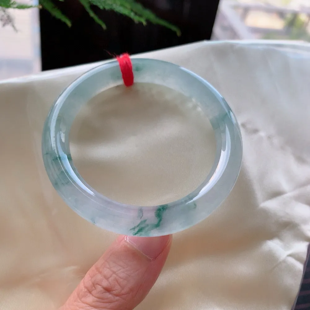 圆条冰玻飘花 无瑕 尺寸:52.6/9.3 花美 种水好️️