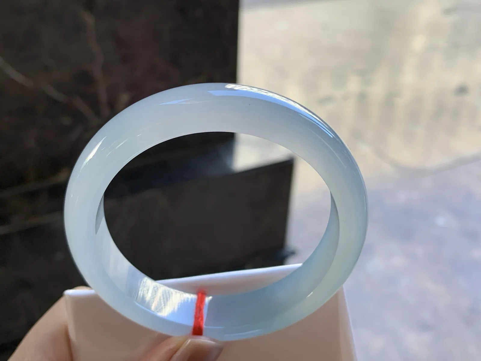 56.5-12.9-7.8

冰种手镯^_^