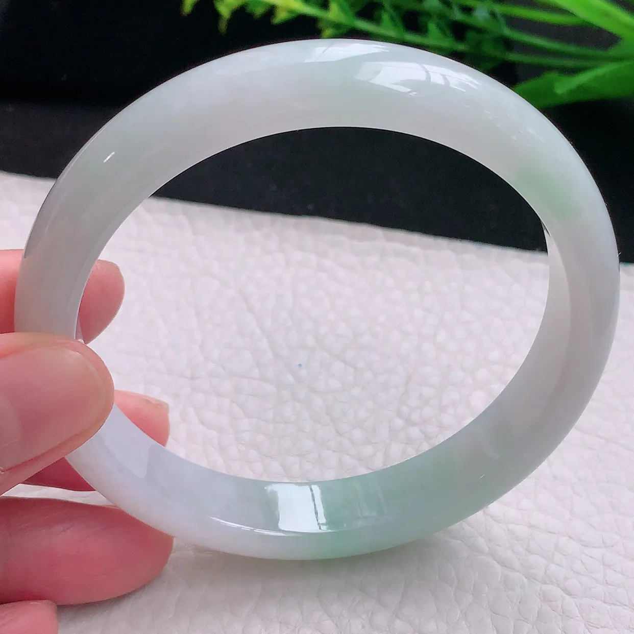 yh大圈口62.5*12.2*7.5平安镯 天然缅甸翡翠a货清新自然宽边玉镯子