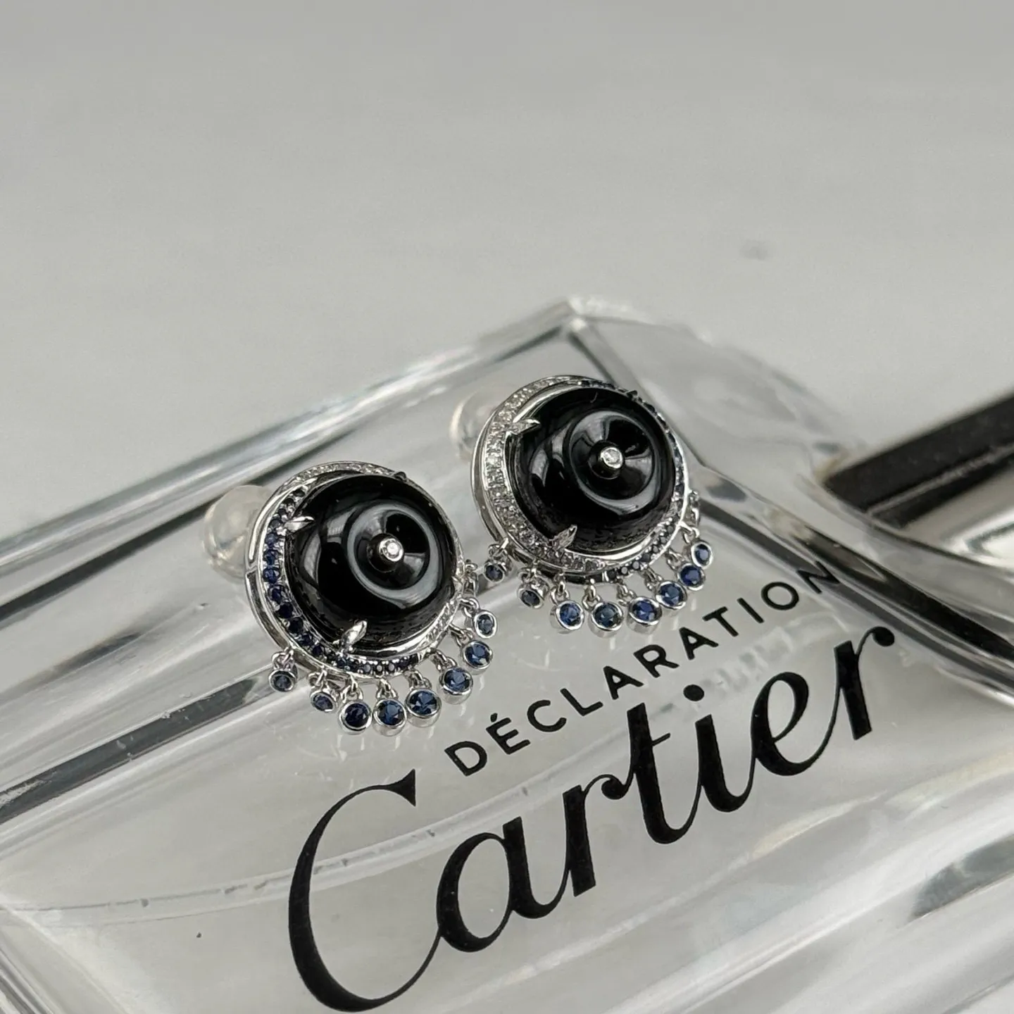 精品18k墨翠平安扣耳钉 种好色正 黑度极好 打灯通透 油性十足 尺寸13