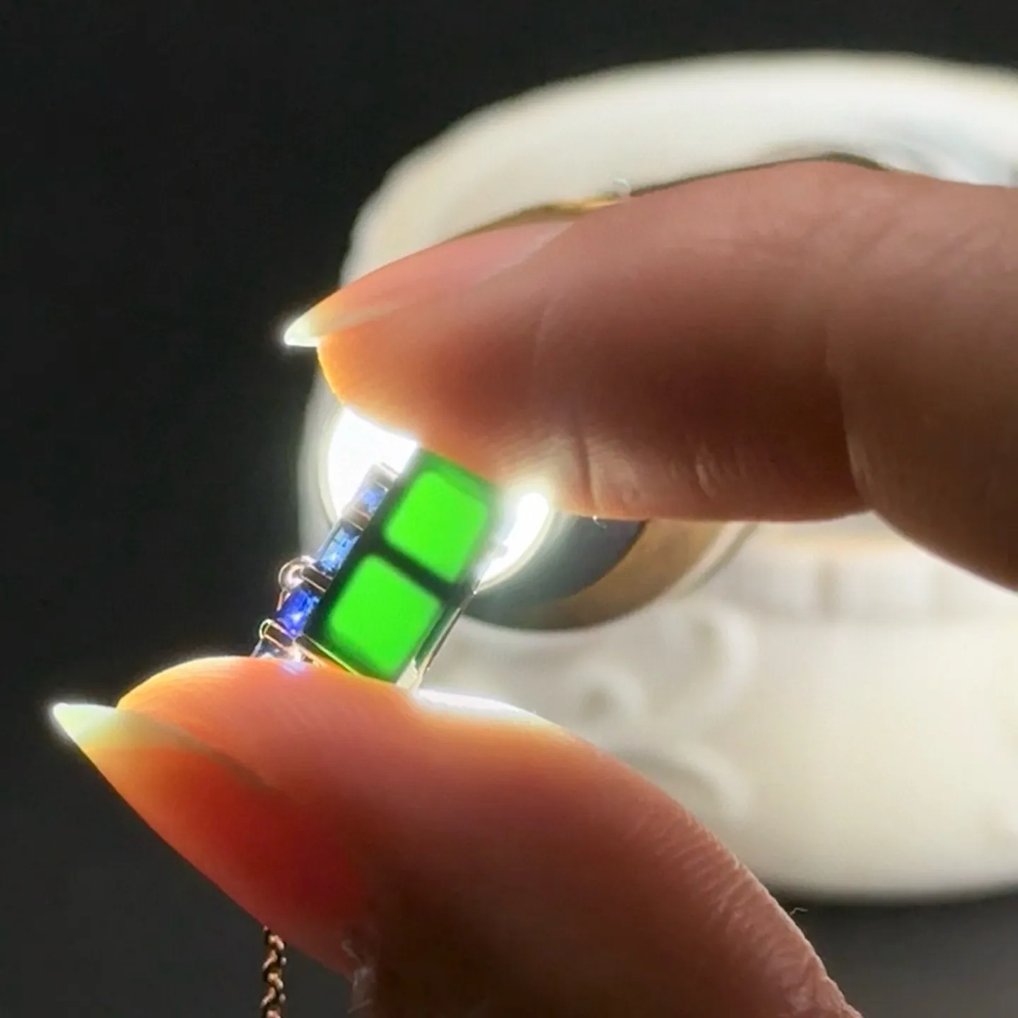 精品18k墨翠耳坠 重金豪镶 打灯通透 油性十足 尺寸10.9