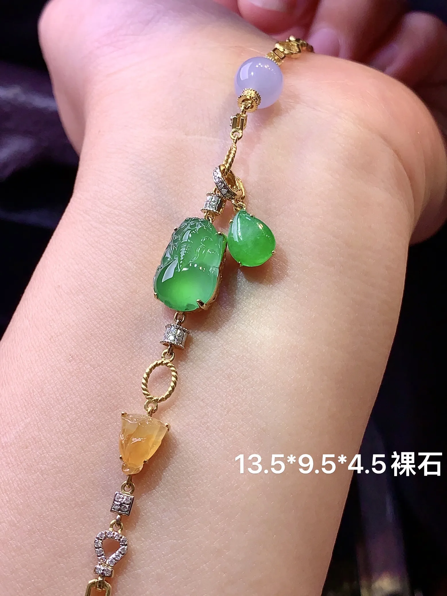 18k金钻镶嵌满绿貔貅手链 玉质细腻 色泽清新艳丽 裸石尺寸13.5*9.5*4.5