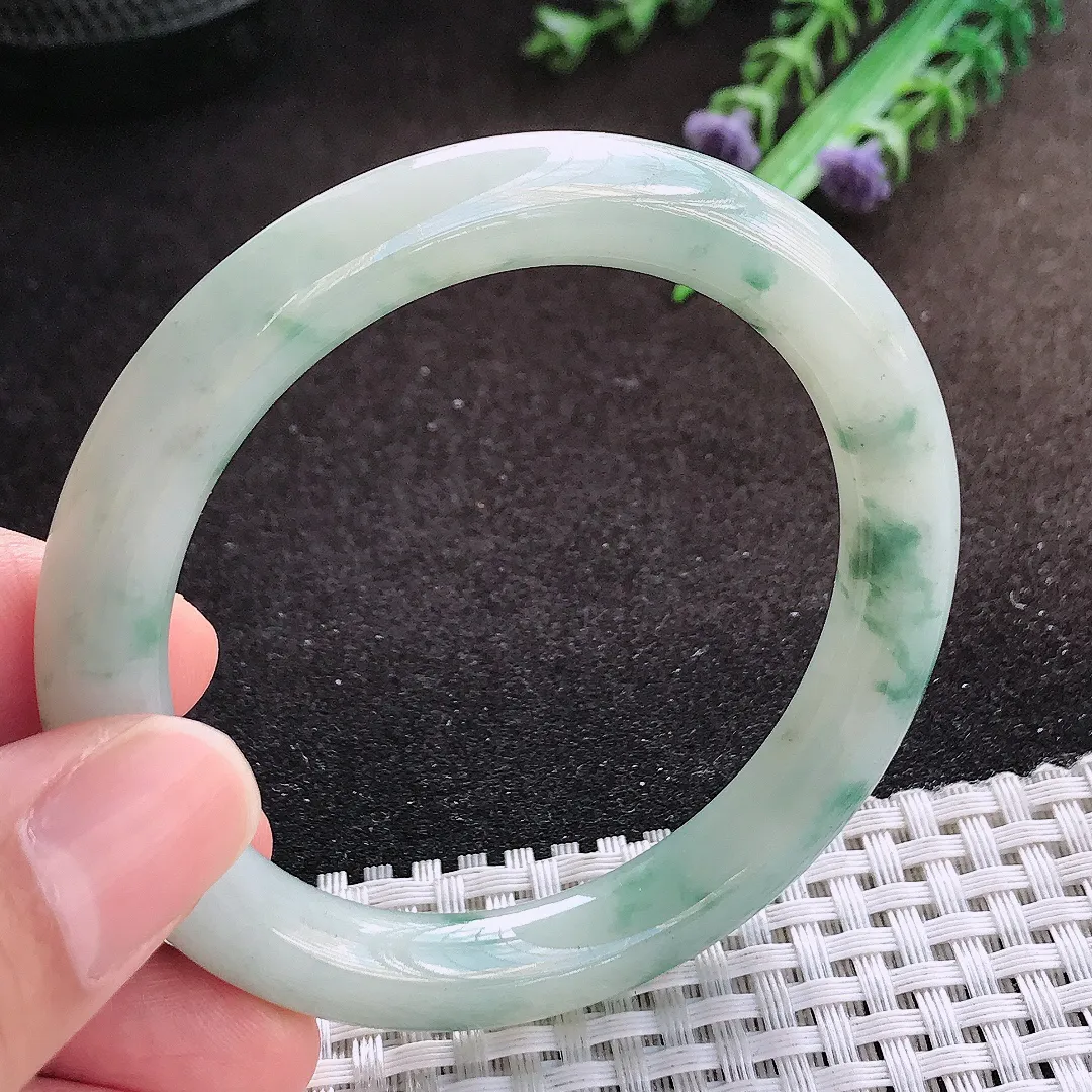 自然光53.5/9.2/9老坑精美温润飘花圆条手镯翡翠玉镯美人镯