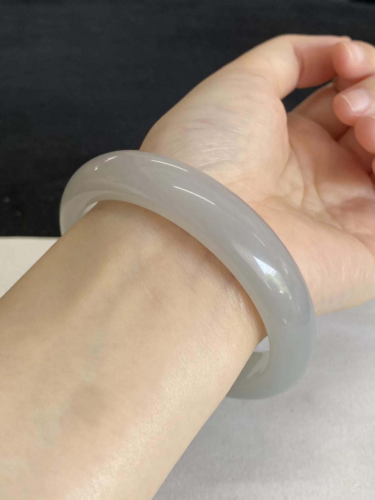 正圈61圈口，和田玉手镯