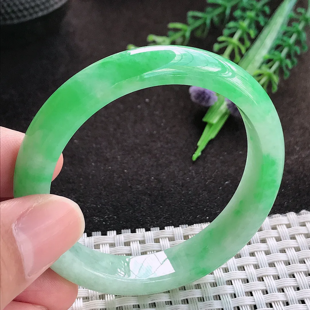 自然光50.5/11.3/7.3小圈口老坑精美飘阳绿手镯宽边翡翠玉镯美人镯