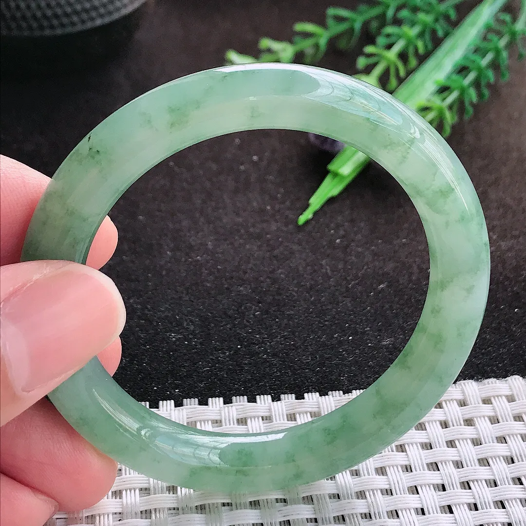 自然光50/8.9/8.6老坑冰胶果冻满绿飘花圆条手镯小圈口翡翠玉镯美人镯