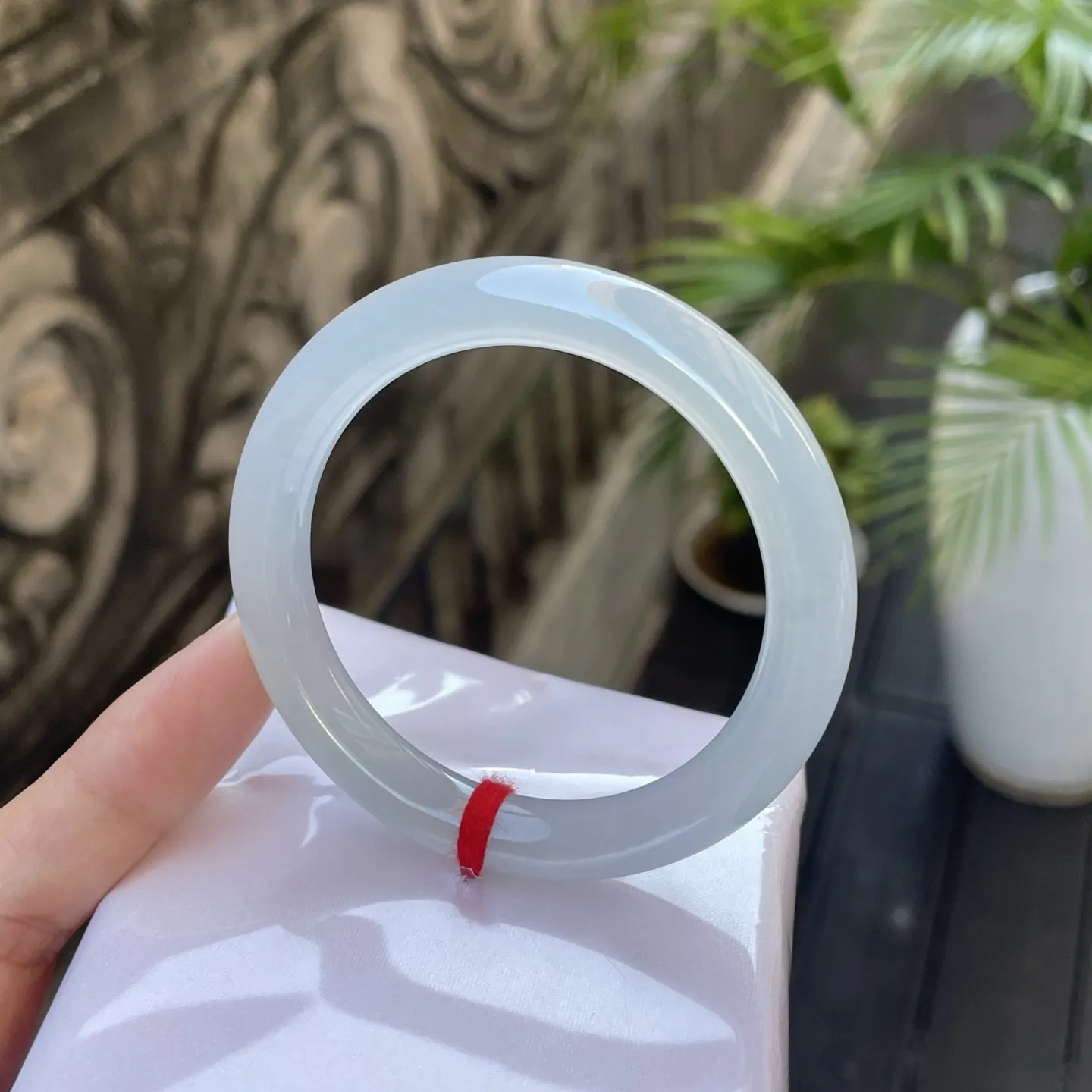 53圆条
冰条子，色调纯净，宛如被清风拂过、不起一丝涟漪的湖面，静谧又美好