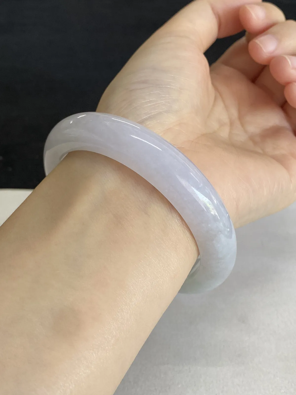 正圈57.7圈口，翡翠手镯