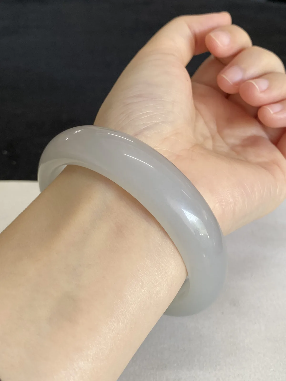 正圈61圈口，和田玉手镯