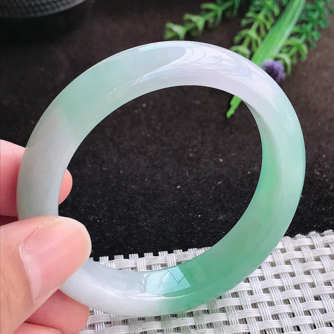 天然a货翡翠52.5/12.4/8.3老坑冰胶果冻冰晴绿手镯宽边翡翠玉镯美人镯