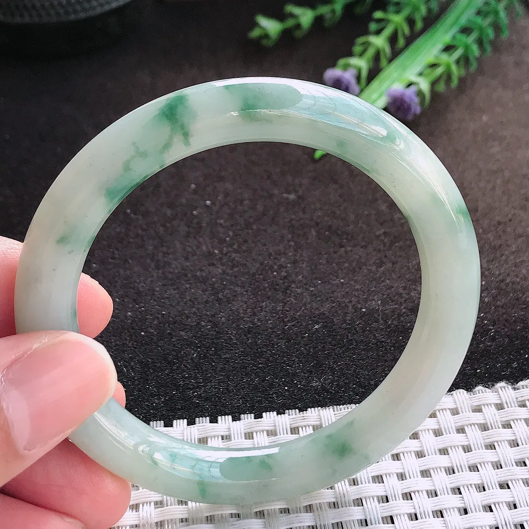 自然光53.5/9.2/9老坑精美温润飘花圆条手镯翡翠玉镯美人镯