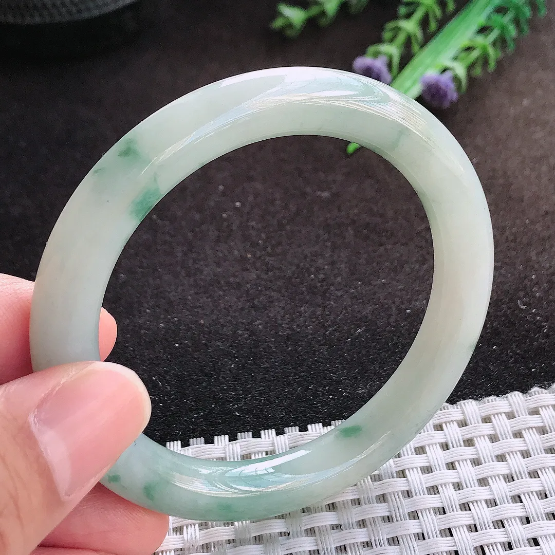 自然光53.5/9.2/9老坑精美温润飘花圆条手镯翡翠玉镯美人镯