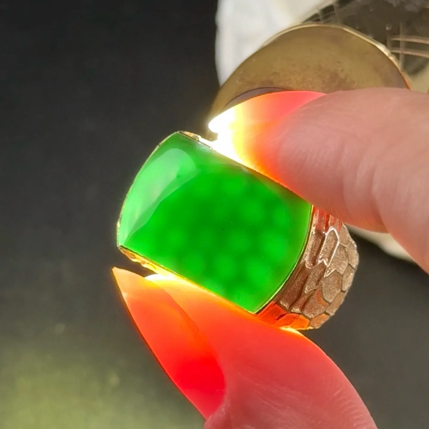 精品18k墨翠马鞍男戒 种好色正 黑度极好 打灯通透 油性十足