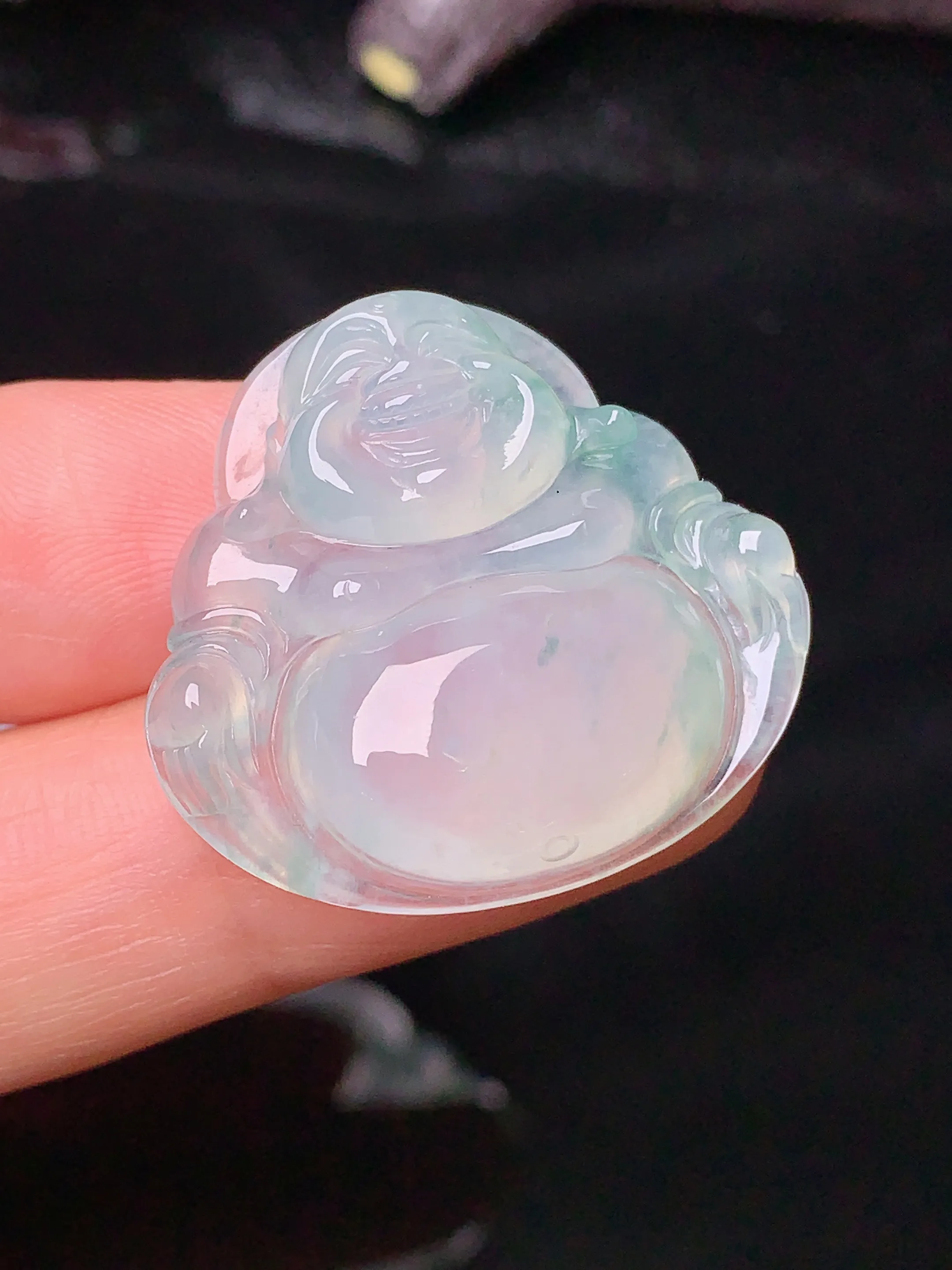 冰种佛公吊坠 玉质细腻 色泽清新艳丽 整体尺寸26.7*28.3*6