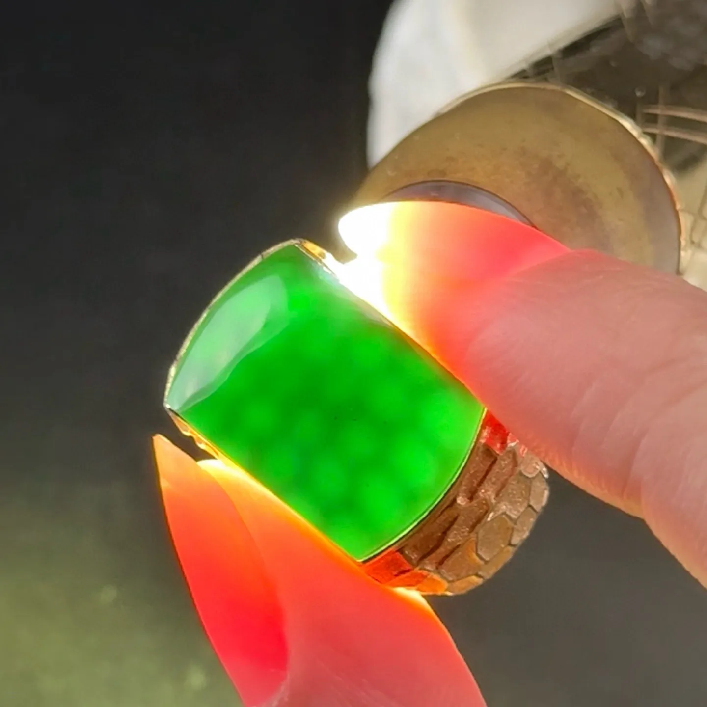 精品18k墨翠马鞍男戒 种好色正 黑度极好 打灯通透 油性十足