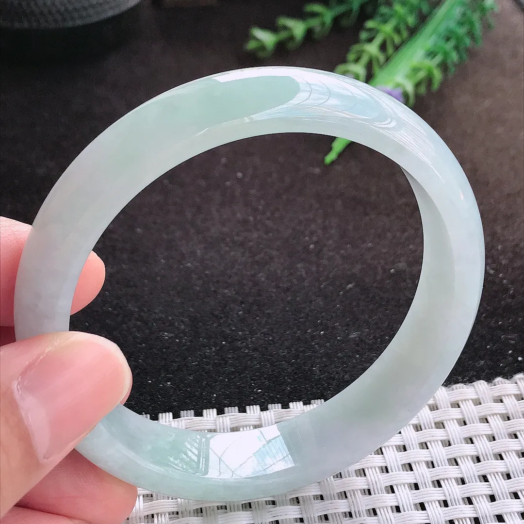 自然光59.5/13.5/7.3老坑精美冰润天空蓝手镯宽边翡翠玉镯美人镯