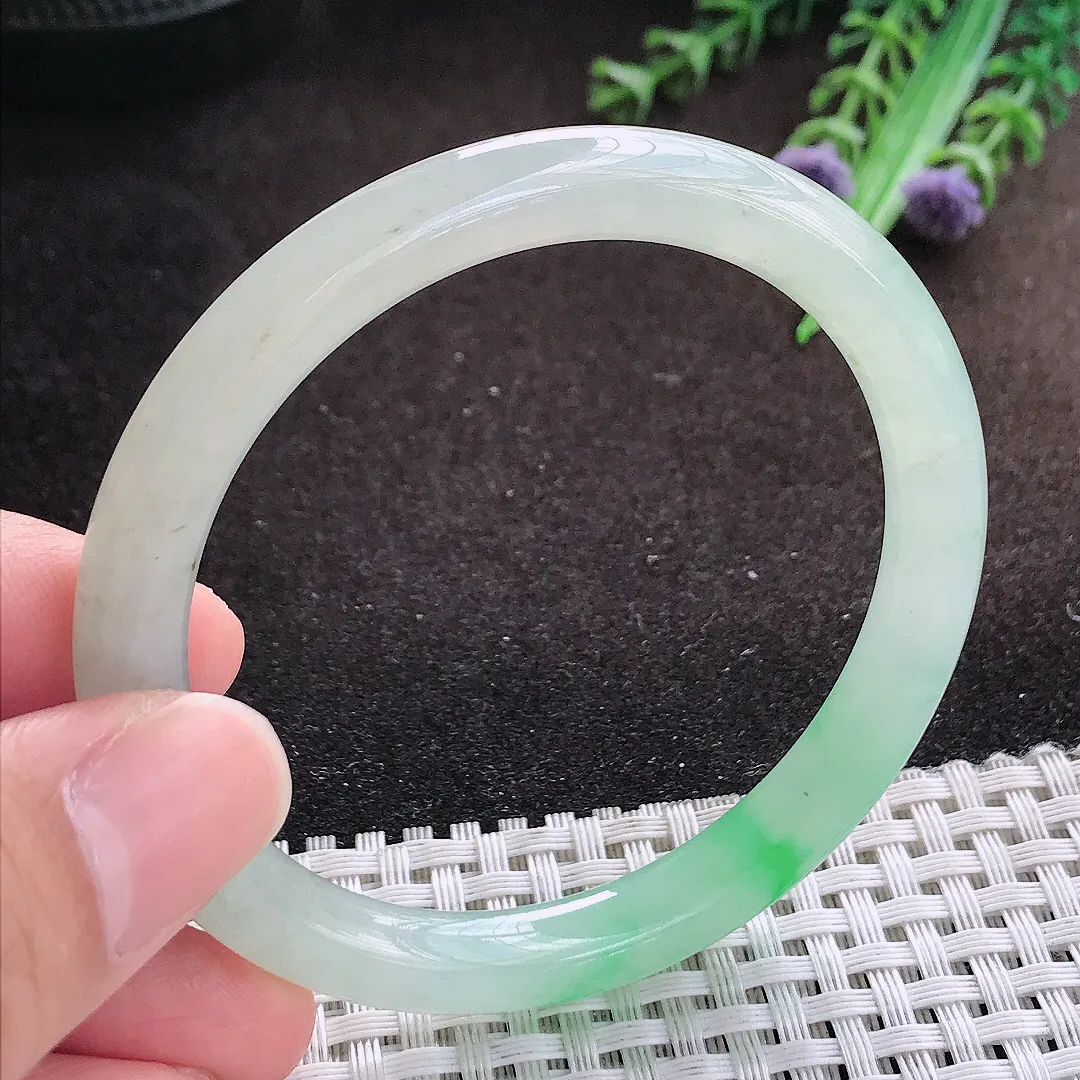 自然光54.5/7.5/7.7老坑冰透果冻胶飘阳绿圆条手镯翡翠玉镯美人镯