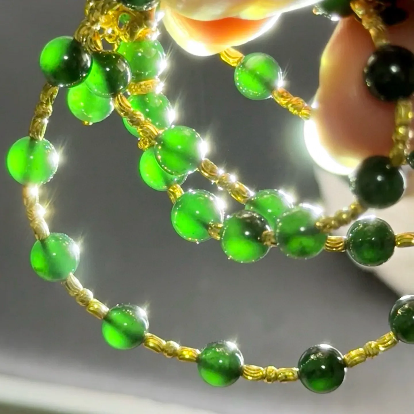 精品18k墨翠珠子项链 种好色正 黑度好 打灯通透 油性足 尺寸5.1