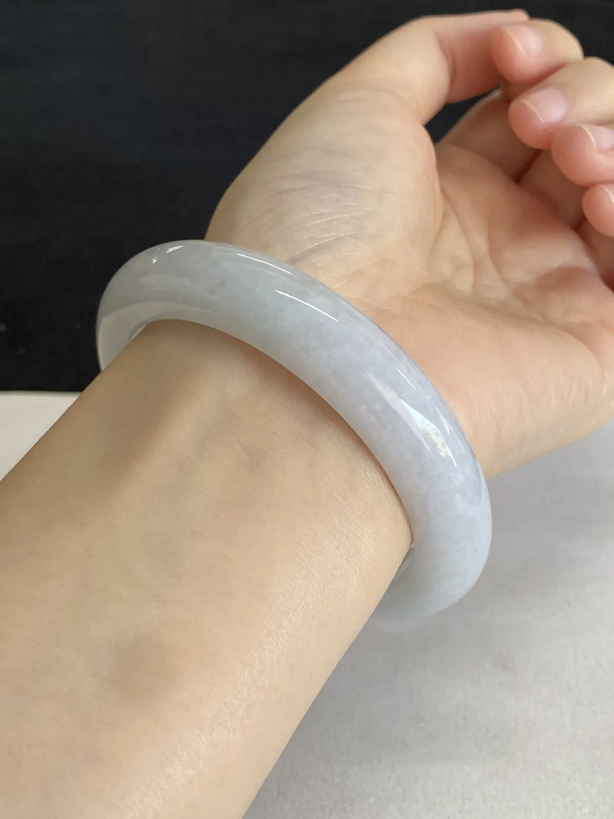 正圈57.7圈口，翡翠手镯