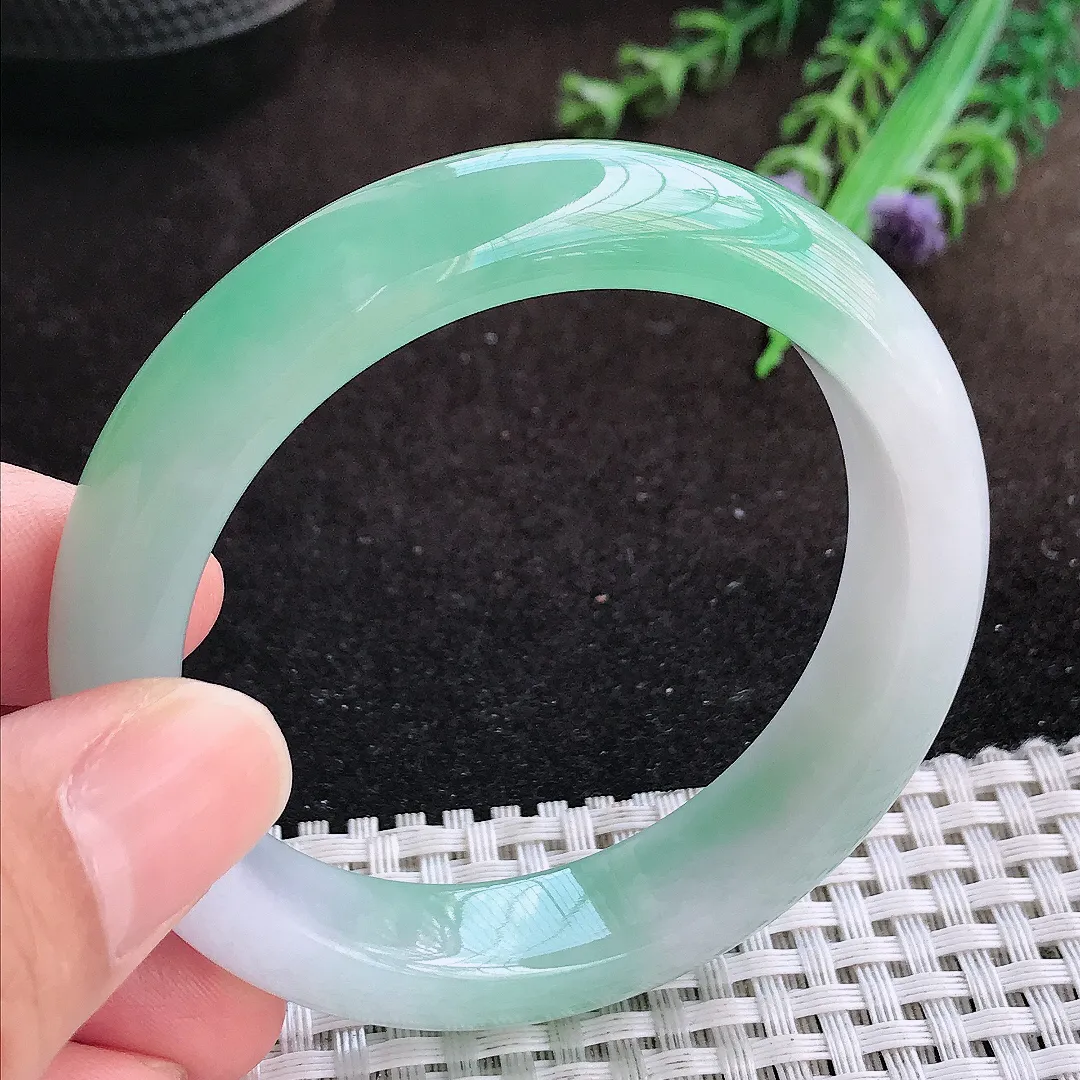 天然a货翡翠52.5/12.4/8.3老坑冰胶果冻冰晴绿手镯宽边翡翠玉镯美人镯