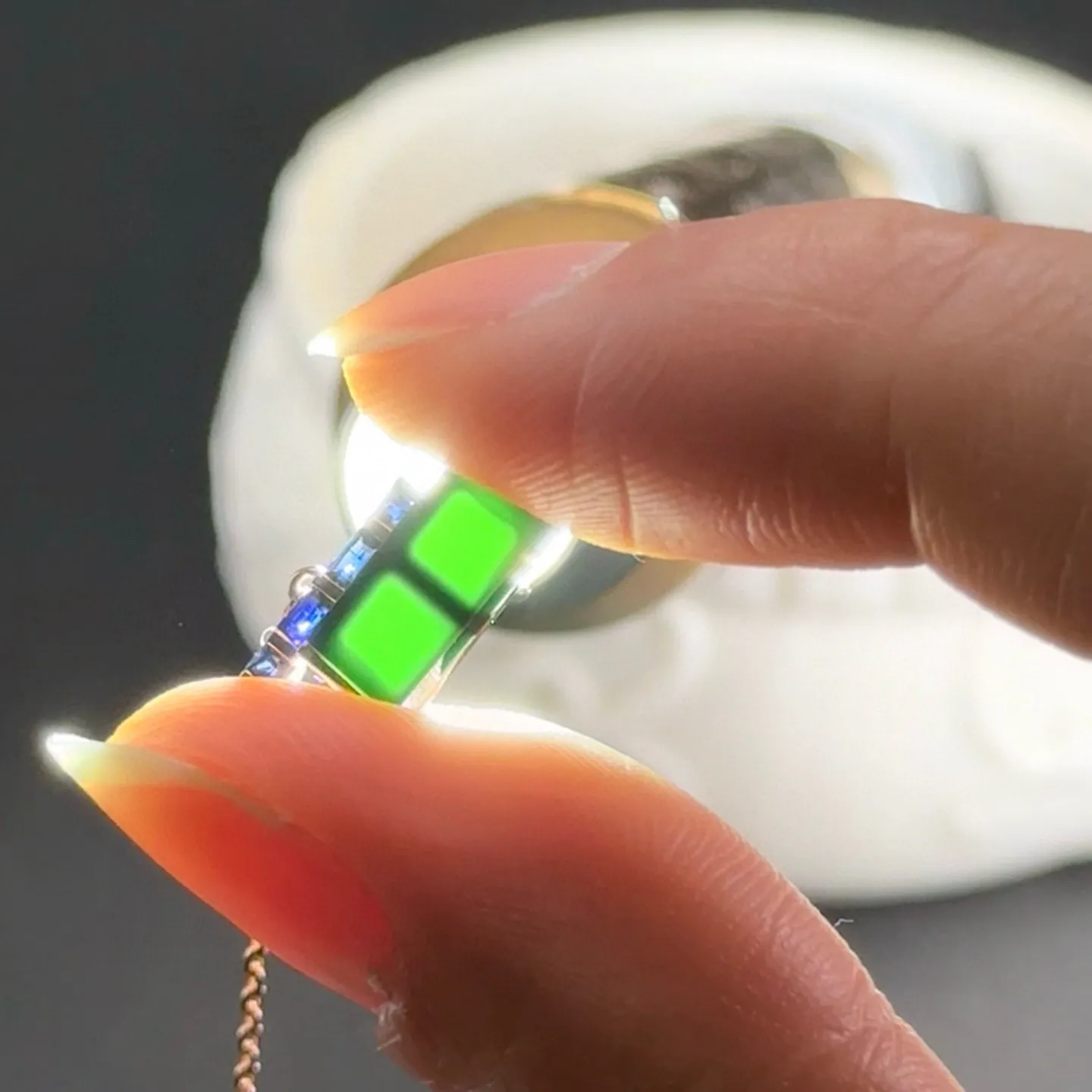 精品18k墨翠耳坠 重金豪镶 打灯通透 油性十足 尺寸10.9