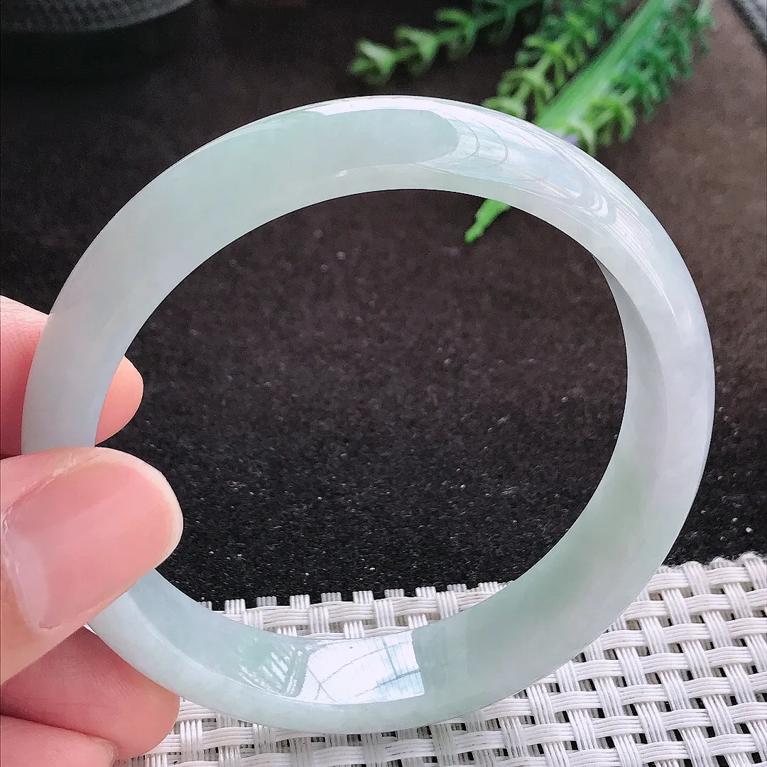 自然光59.5/13.5/7.3老坑精美冰润天空蓝手镯宽边翡翠玉镯美人镯