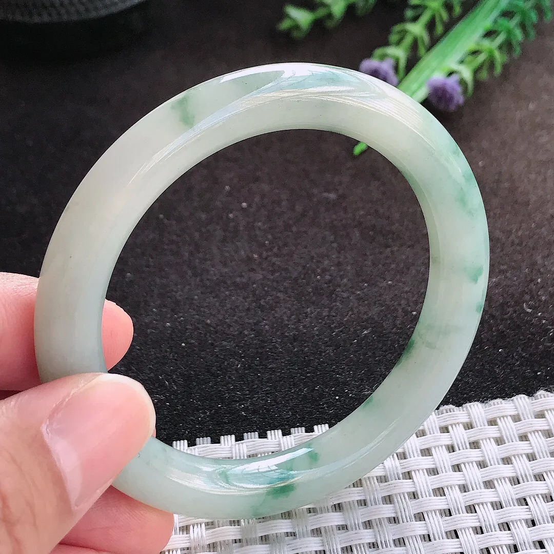 自然光53.5/9.2/9老坑精美温润飘花圆条手镯翡翠玉镯美人镯