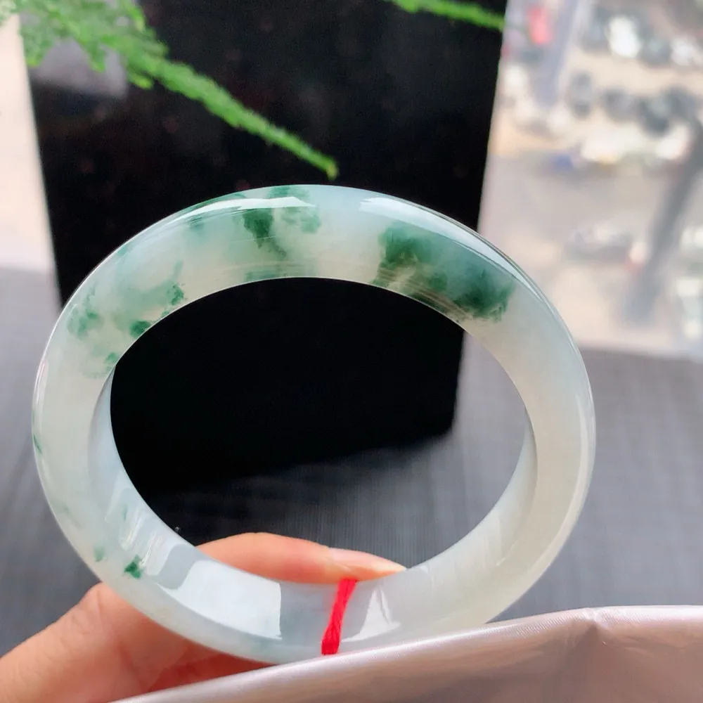 正圈高冰飘花 无瑕 尺寸:55.1/12.1/8.1 花美 种水好