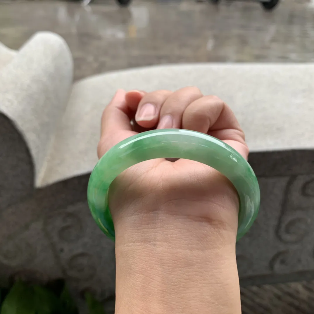 圈口 57.3-11.9-8.4【芙蓉绿正圈手镯】正圈57 58可戴