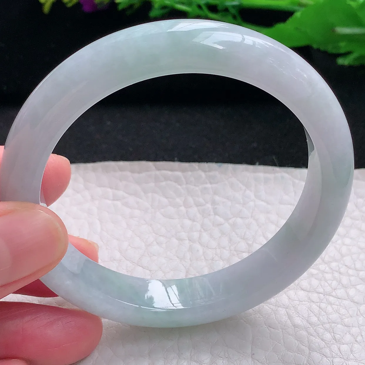 n自然光56.5*11.5*7.8平安镯 天然缅甸翡翠a货清新宽边玉镯子 玉手环