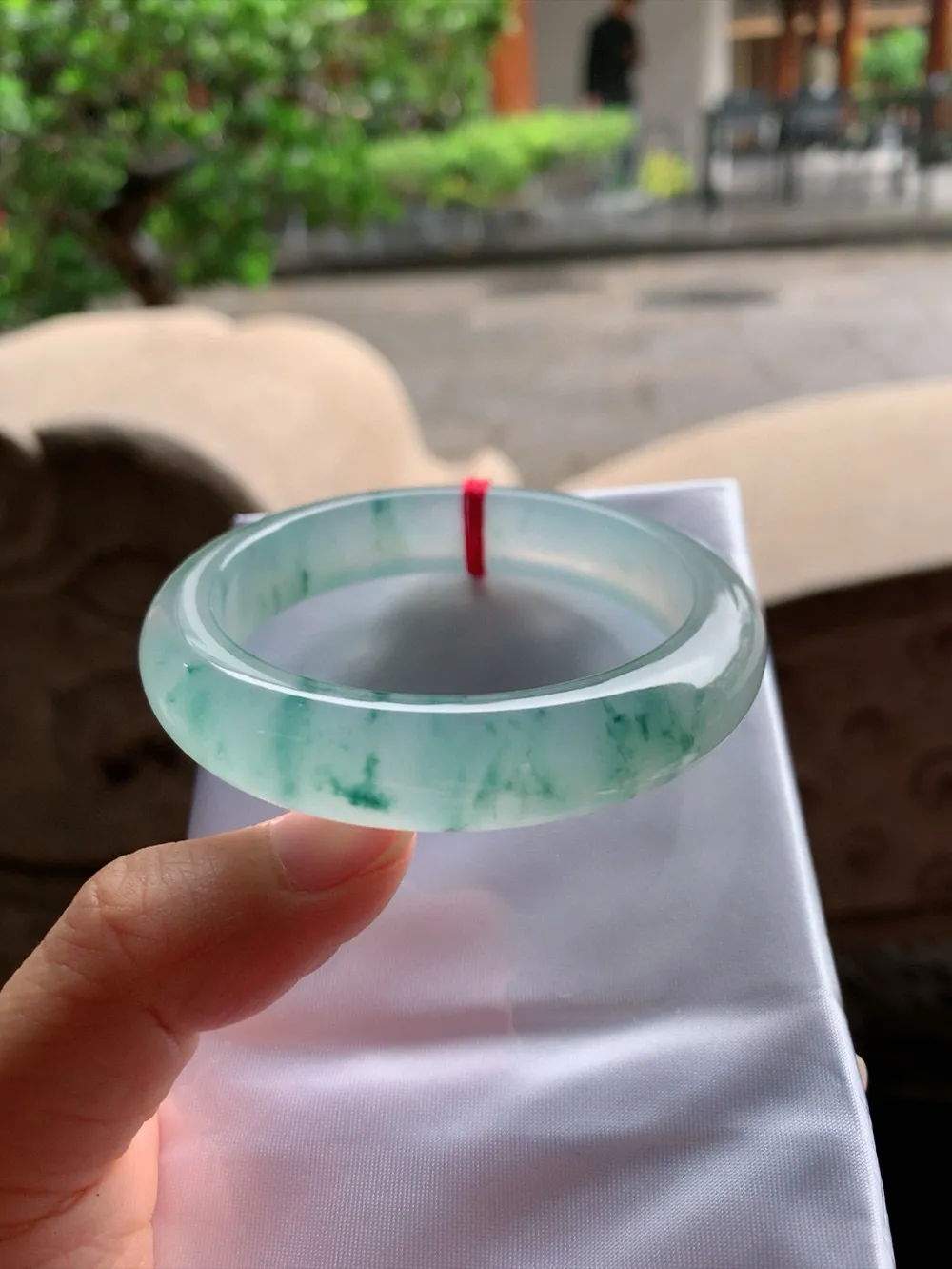 正圈冰玻飘花 无瑕 尺寸:53.4/12.1/8.7 花美 种水好🥰🥰