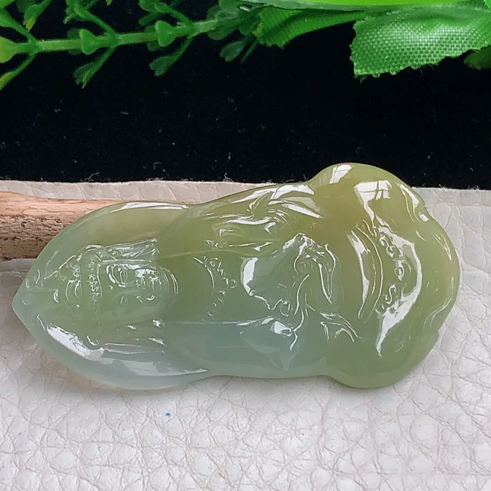 lz自然光54.3*27.8*5.8天然缅甸翡翠冰黄随形观音 玉观音玉吊坠 玉挂件