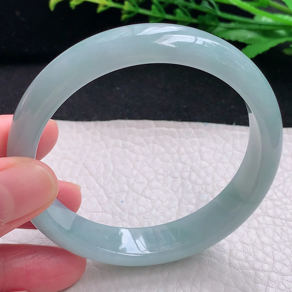 js自然光59*13*4.6平安镯 天然缅甸翡翠a货清爽宽边玉镯子 玉手环