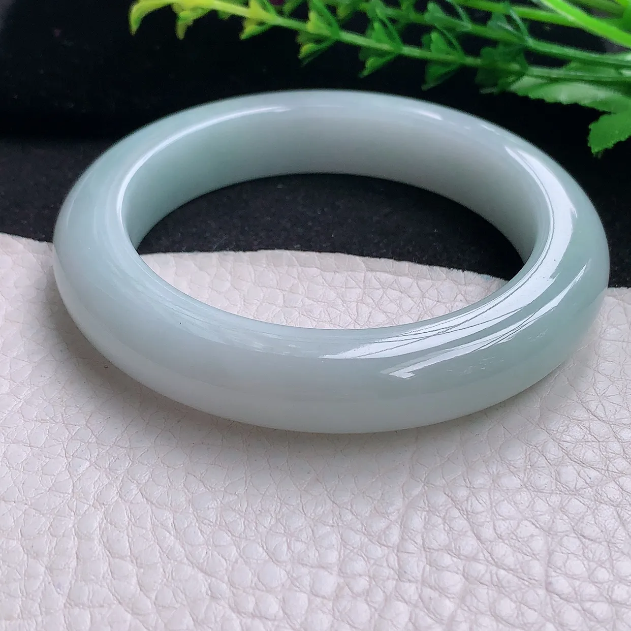 hy自然光58*12.5*10.8平安镯 天然缅甸翡翠a货清新厚装宽边玉镯子 玉手环