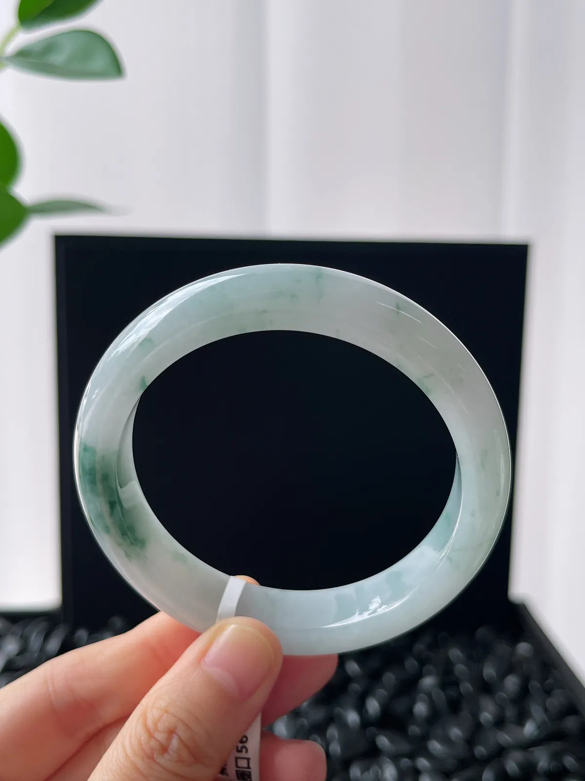 正圈56圈口，翡翠糯化种飘花手镯