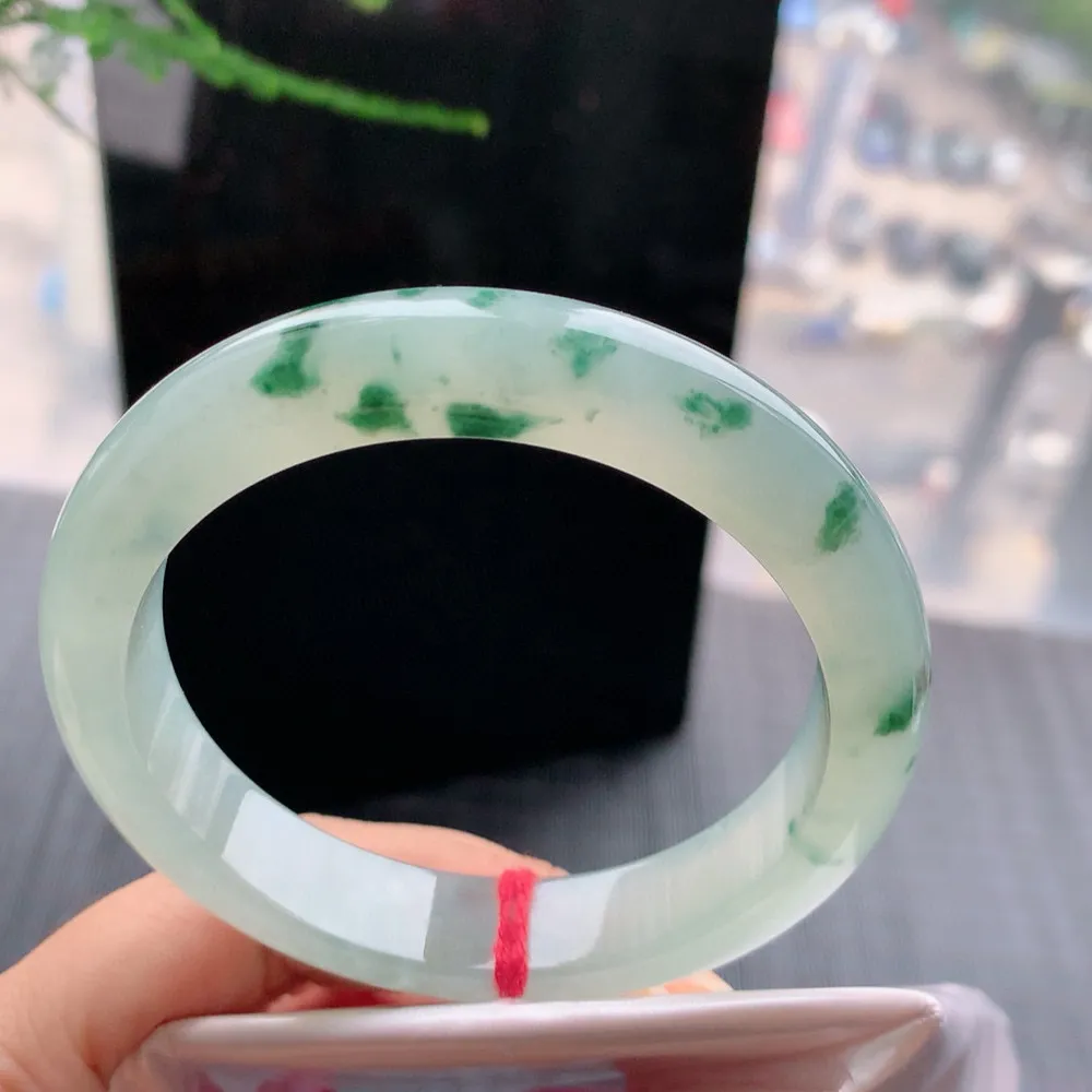 正圈高冰飘花 无瑕 尺寸:58.1/12.1/8.3花美