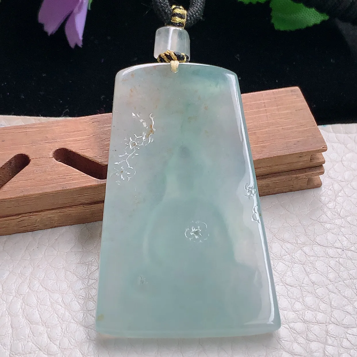 yl自然光65*48*6.3特色天然缅甸翡翠祥云瑞兆素面观音 玉观音玉吊坠 玉挂件