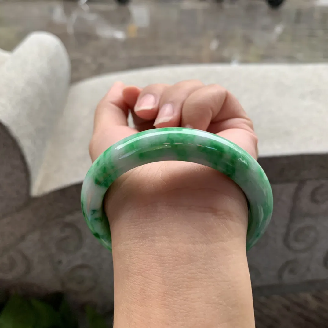 圈口 56-12.2-8.7【满辣绿正圈手镯】正圈56 57可戴