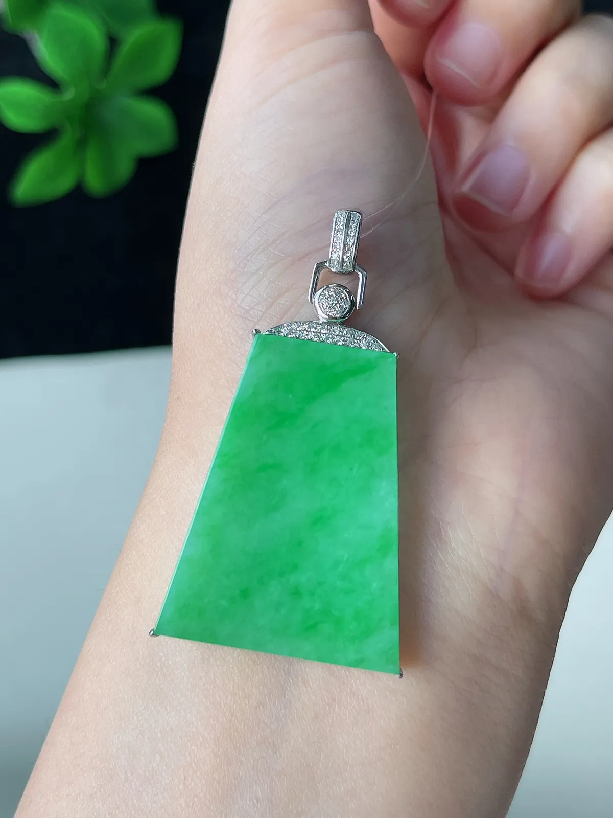 翡翠冰糯种绿色无事牌