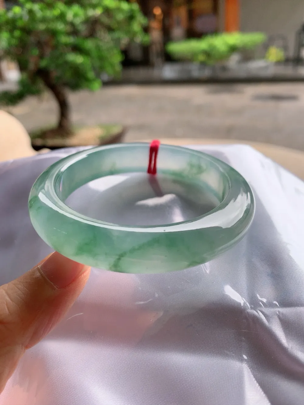 正圈冰玻飘花 无瑕 尺寸:55.2/12.5/9.3 花美 种水好