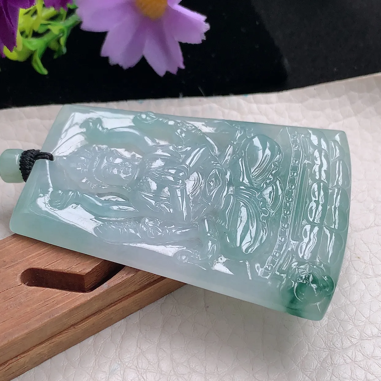 yl自然光65*48*6.3天然缅甸翡翠冰飘花千手观音 玉观音玉吊坠 玉挂件