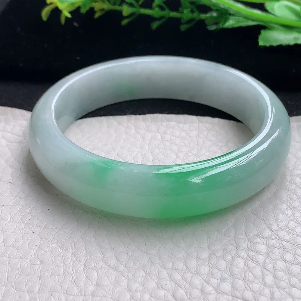 ll自然光58*14.2*8平安镯 天然缅甸翡翠a货飘阳绿宽边玉镯子 玉手环