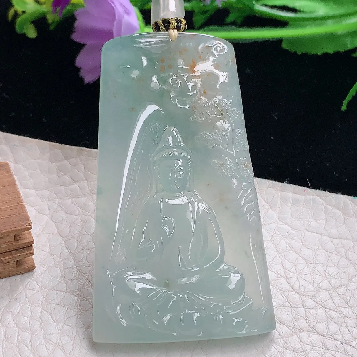 yl自然光65*48*6.3特色天然缅甸翡翠祥云瑞兆素面观音 玉观音玉吊坠 玉挂件