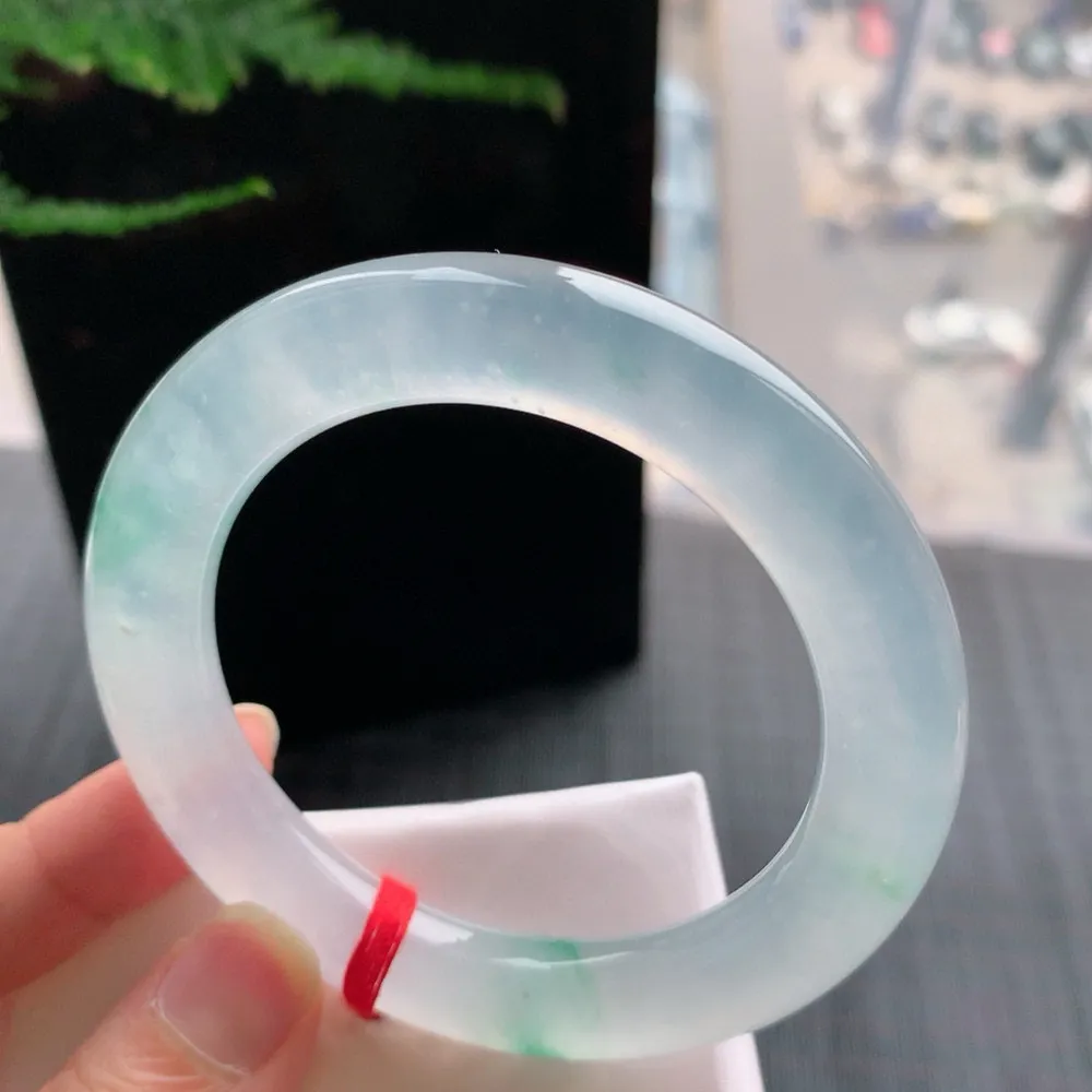 圆条玻璃种阳绿 无瑕 尺寸:55.5/10.8/11.4 刚性十足 高品质️️