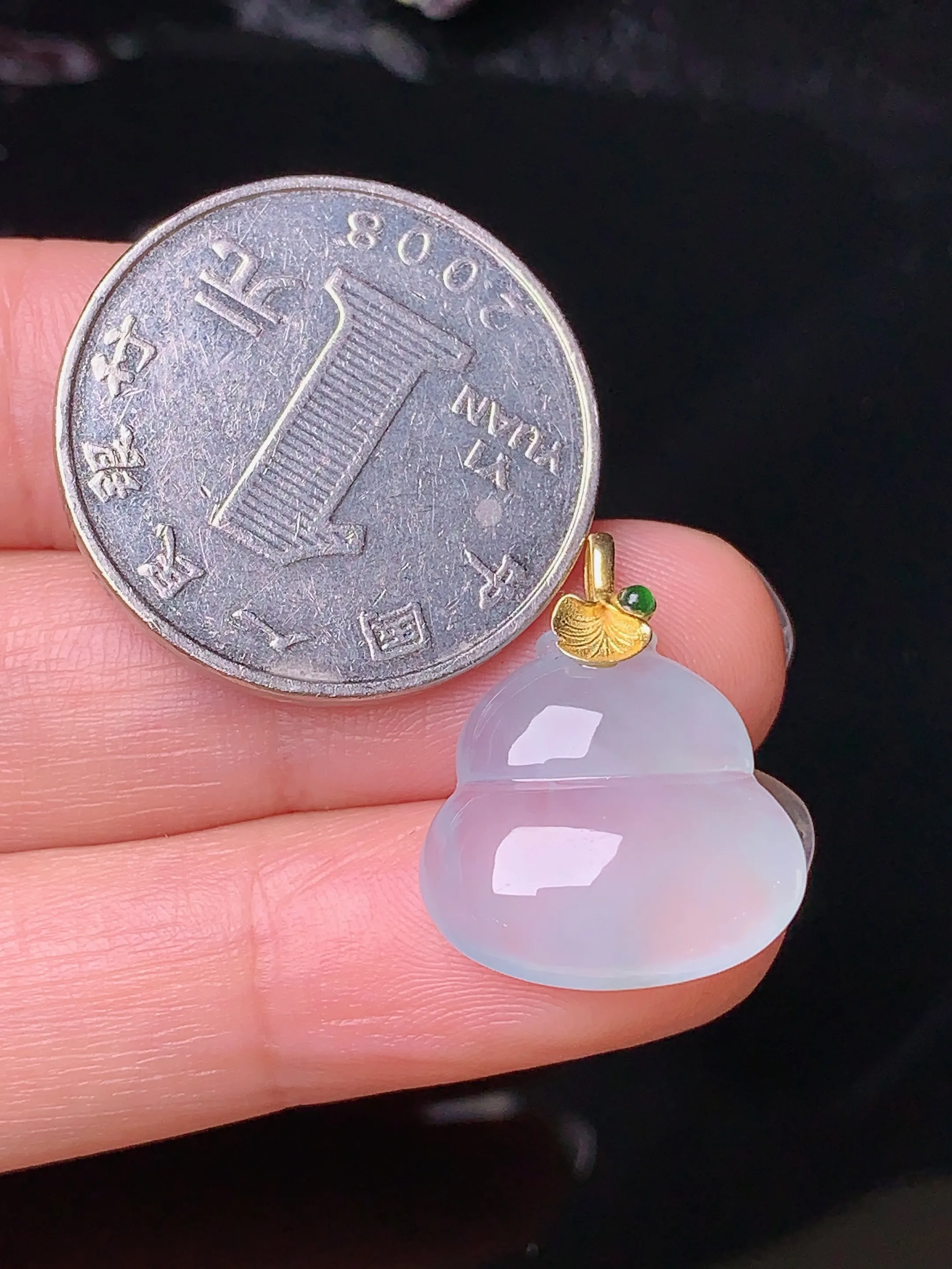 18k金镶嵌冰种葫芦吊坠 玉质细腻 色泽艳丽 整体尺寸21*16.7*4.8