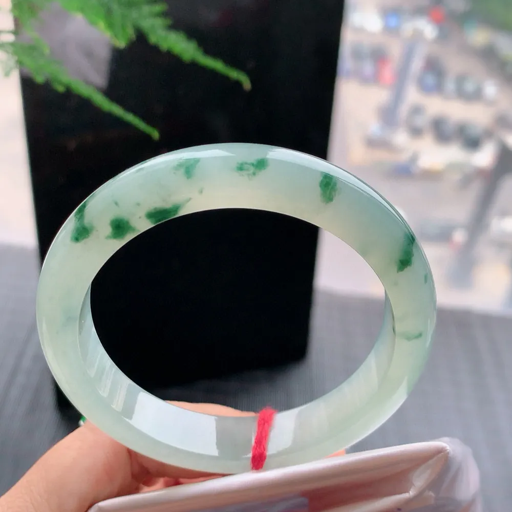 正圈高冰飘花 无瑕 尺寸:58.1/12.1/8.3花美