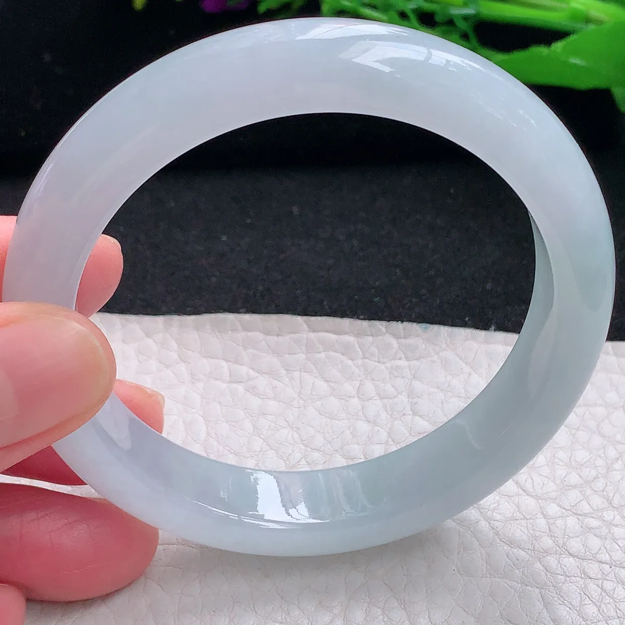 r自然光56.5*12.3*8.3平安镯 天然缅甸翡翠a货冰胶白月光宽边玉镯子 玉手环