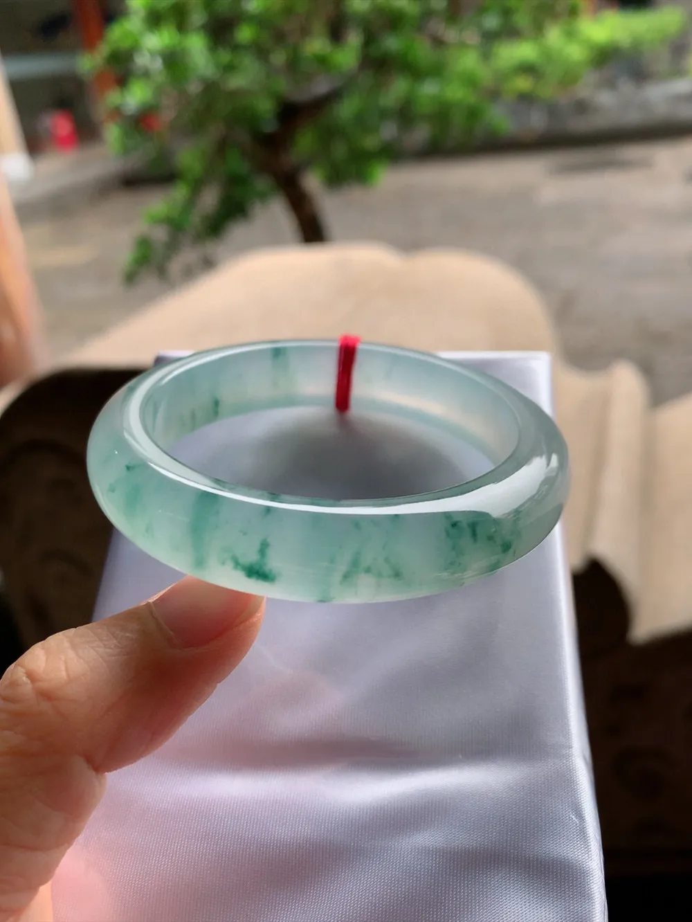 正圈冰玻飘花 无瑕 尺寸:53.4/12.1/8.7 花美 种水好🥰🥰