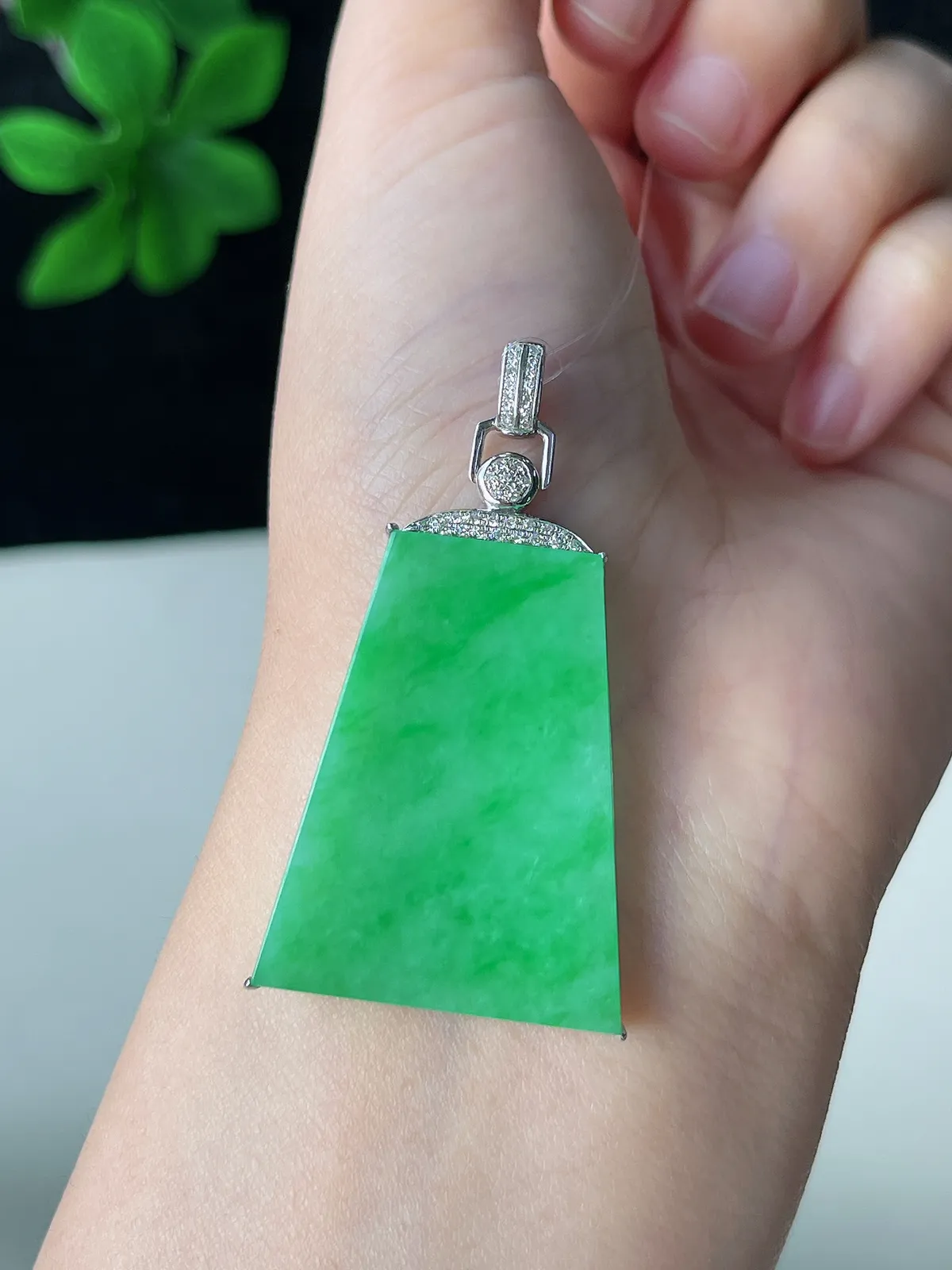 翡翠冰糯种绿色无事牌